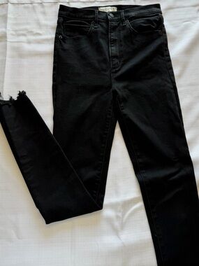 Abercrombie & Fitch High-Rise Black Skinny Jeans